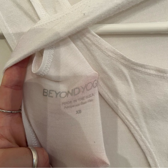 Beyond Yoga Cross Back Tank - Picture 3 of 4